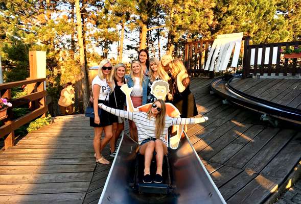 Bobsleigh track girls 2.