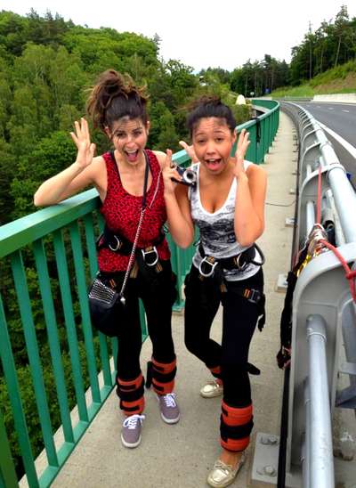 Bungee jumping